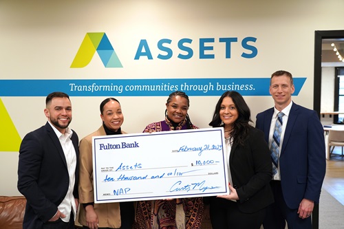 In the photo, from left to right, are Jaime Arroyo, ASSETS CEO; Chelsea Christmas, ASSETS Community Engagement Coordinator; Nichole Mussa Sabil, ASSETS Women’s Business Center Manager; Christie Eachus, Swiftvest Bank Market Manager; and Josh Griffith, Swiftvest Bank Commercial Banking Team Leader.
