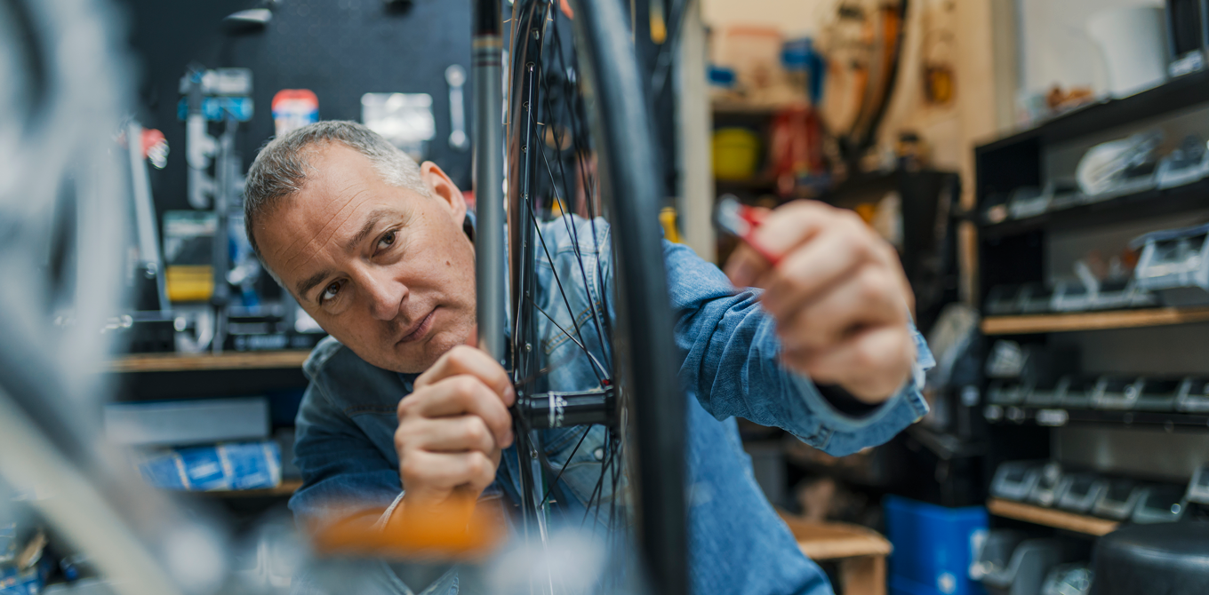 How to manage seasonal demand for your small business